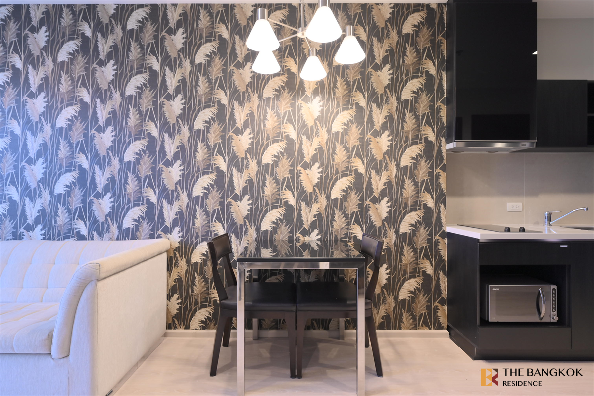 picture Ready-to-move-in Condo at an Amazing Price!! RHYTHM Sukhumvit 44/1 near BTS Phra Khanong - 2/10
