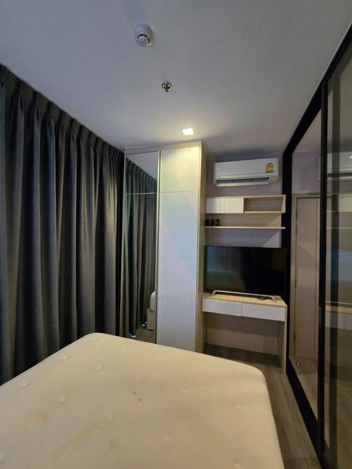 picture 🎉 For Rent Condo THE POLITAN RIVE Building 1, Floor 36,1 bed room, Room size 31 sqm - 1/8