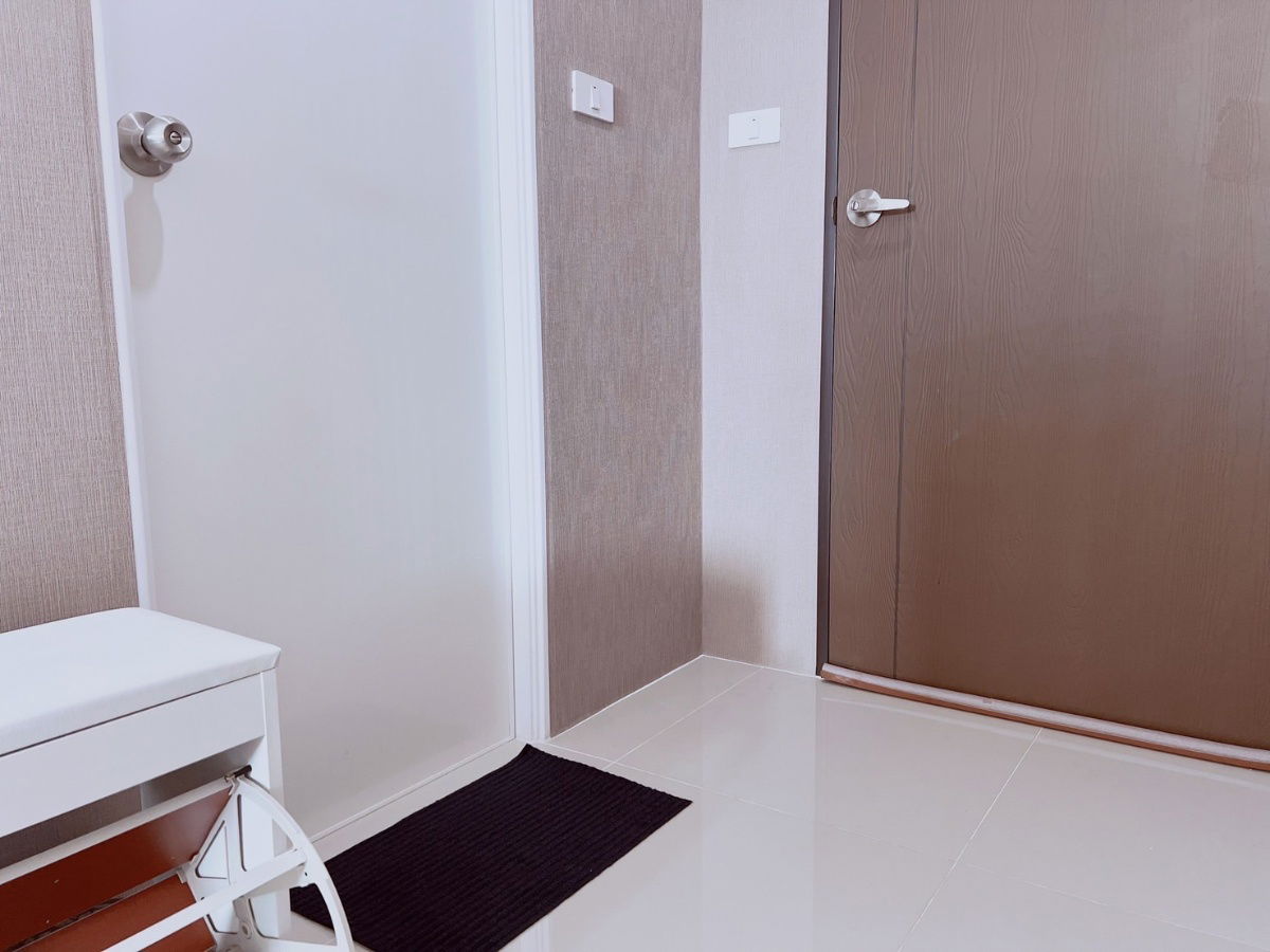 picture Lowest price in the project, Sell with tenant, 4 years remaining on the lease, high floor, unblocked view. Asakan Place Srinakarin Condo - 6/8