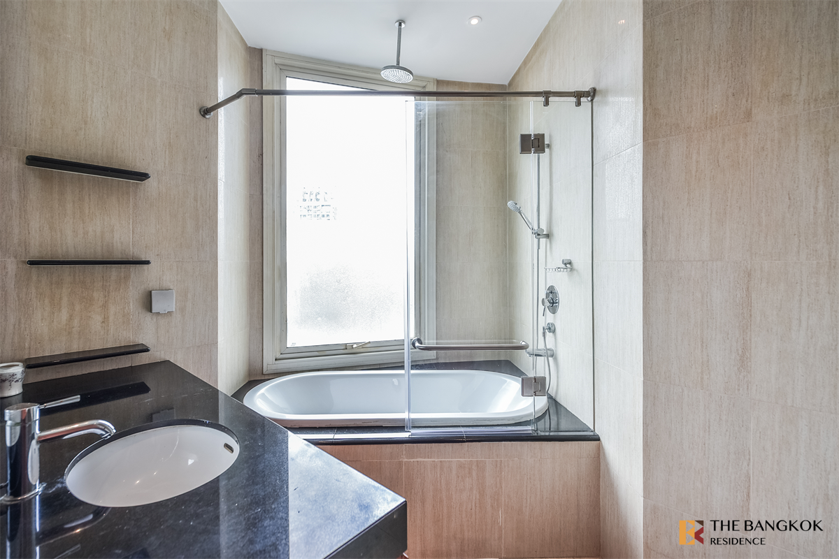 picture Luxury Unit, Ready for You Without the Wait The Infinity near BTS Saint Louis - 3/10