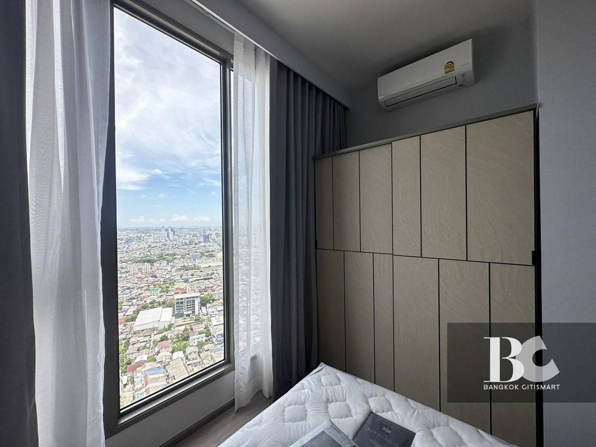 picture ✨Rhythm Charoenkrung Pavillion ✨  Luxury condominium with stunning Chao Phraya River view, Close to Asiatique and Shrewsbury International School. - 8/10