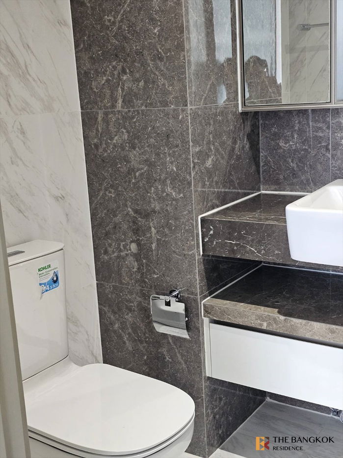 รูป 🩵Best Price Pool View Unit,Fynn Asoke near BTS Asok - รูปที่ 12/13