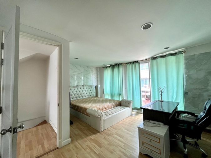 🏡 ให้เช่า ทาวน์โฮม 3 ชั้น หมู่บ้าน พลัสซิตี้พาร์ค รัตนาธิเบศร์🍎