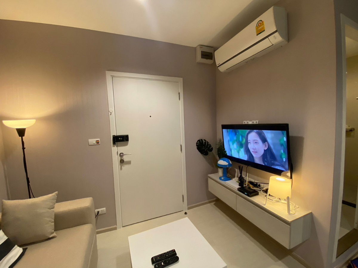 picture "Aspire Erawan  condo for rent, next to BTS Erawan, convenient travel, close to all amenities 🏙️" - 3/8