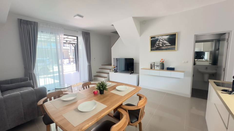 picture House for rent Pleno Sukhumvit Bangna 2, ready to move in. If interested, contact Line @goodmanpro or call 0999029192. - 2/8