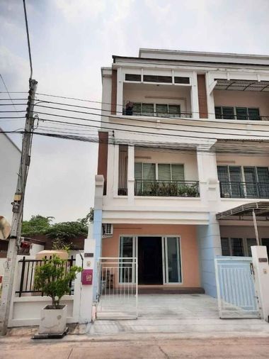 ขายทาวน์โฮม 3 ชั้น หลังมุม โครงการวิชั่นสมาร์ทซิตี้  Vision Smart City วงศ์สว่าง–ติวานนท์  ติดถนนนครอินทร์ พระราม5