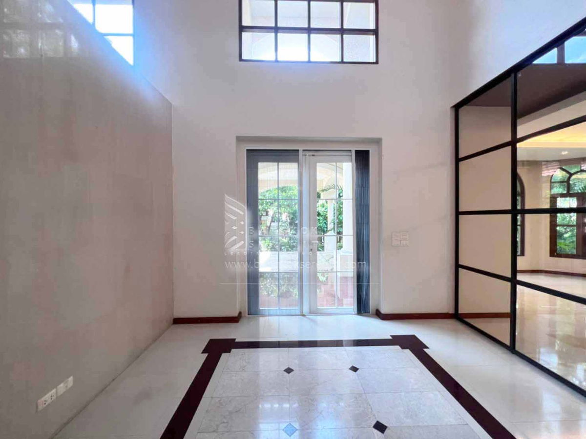 รูป เช่าบ้านพร้อมสระว่ายน้ำ พฤกภิรมย์ สุขุมวิท ลาซาล - รูปที่ 40/40