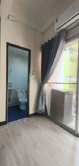 รูป ให้เช่า Grand Modern Condo ตรงข้าม ม.กรุงเทพ มีเครื่องซักผ้า 32 ตรม. ตึก B ชั้น 3 ของครบ เพียง 6,000 บาท - รูปที่ 4/4