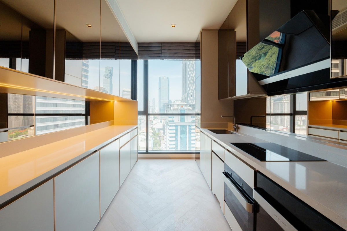 picture Condo For Rent!!The Reserve Sathorn - 2/14