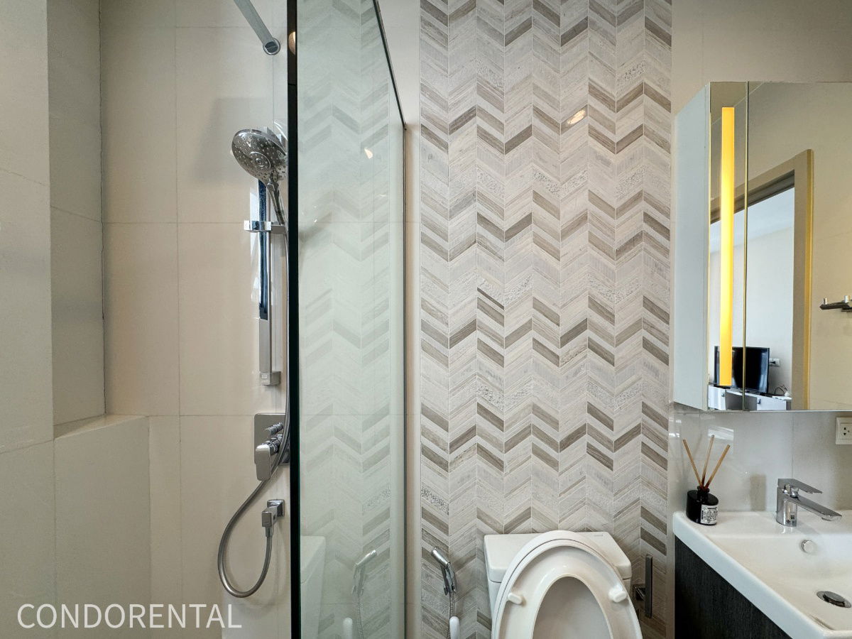 รูป OKA HAUS Sukhumvit 36 ห้องสวย ราคาดี สอบถามเพิ่มเติมได้ที่ Line @condorental - รูปที่ 26/28