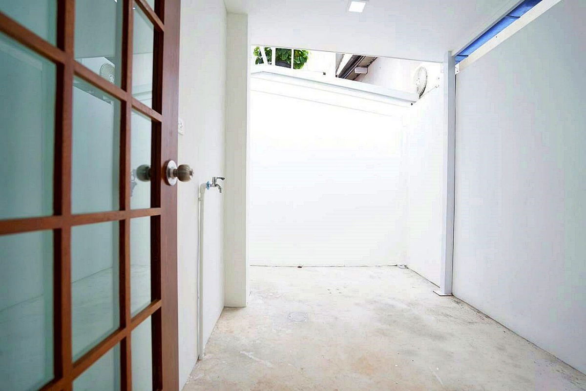 รูป บ้านแฝด รีโนเวทใหม่ ใกล้ กฟผ. พระราม 7  #หมู่บ้านรัตนวรรณ  บางกรวย  บ้านแฝด 3 ห้องนอน   ใกล้ MRT สถานีบางอ้อ - รูปที่ 10/26