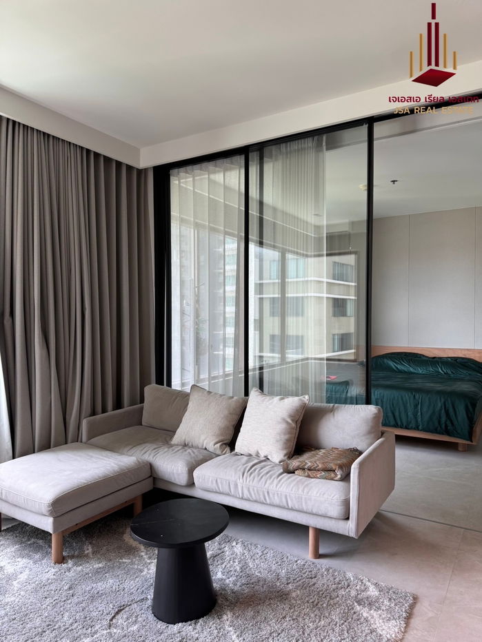 picture ✨ For Rent: The Emporio Place Condo ✨  💰 Only 38,000 THB/month - 1/4