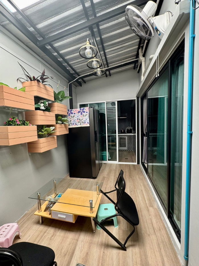 รูป ✨🏡 ทาวน์โฮม 2 ชั้น พร้อมอยู่ ให้เช่า! หมู่บ้าน The Connect สุวรรณภูมิ 4 – ซอยกิ่งแก้ว 37 3 ห้องนอน 2 ห้องน้ำ 💼 - รูปที่ 7/20