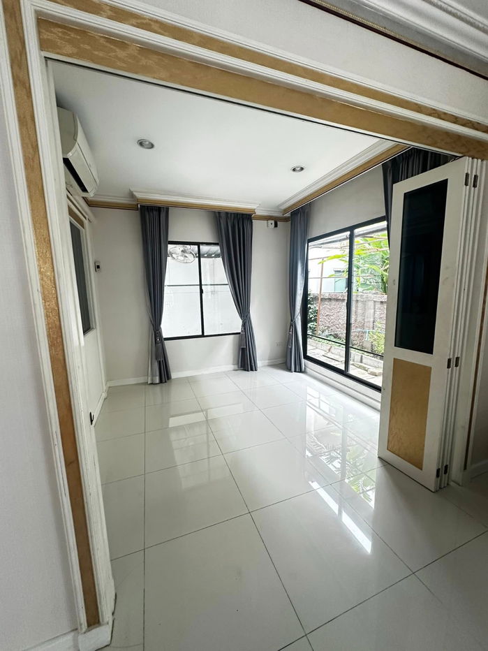picture House for rent Phassorn Prestige Bangna-Suvarnabhumi, ready to move in. If interested, contact Line @goodmanpro or call 0999029192. - 7/10