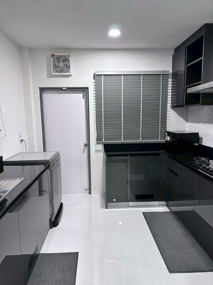 รูป ให้เช่าบ้านเดี่ยว โครงการ💎 เดอะ ซิตี้ บางนา💎 ใกล้ทางด่วน และ เมกะบางนา,พร้อมย้ายเข้ามากๆ ✅ทักไลน์ได้เลยตอบไวมากค่ะ - รูปที่ 6/9