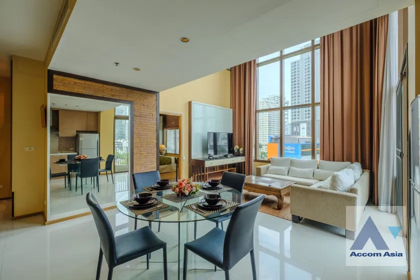 picture 🔼🔽 AccomA 📩 Duplex Condo 2 BR Condominium @The Emporio Place (1516787) - 8/20
