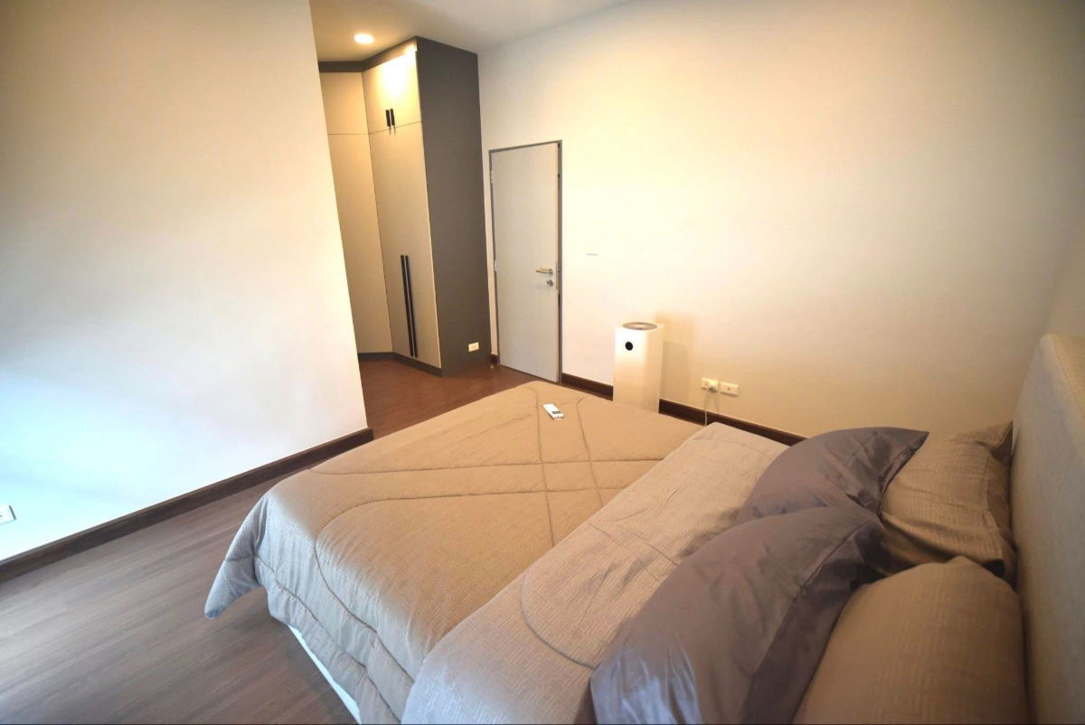 รูป บ้านให้เช่า The City Bangna พร้อมเข้าอยู่สนใจติดต่อ Line @goodmanpro หรือ โทร 0999029192 - รูปที่ 8/12