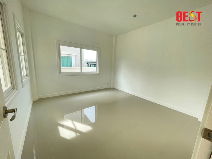 picture Exclusive Pre-Sale -New 2-Storey Home at Kunalai Parco — Full Loan Approved, Modern Design, Unbeatable Value - 4/8