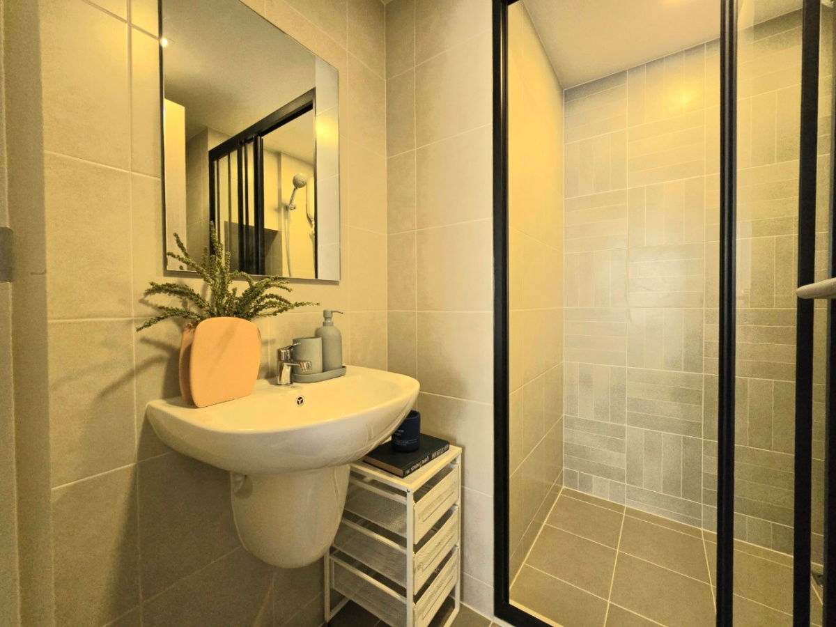 รูป คุ้มที่สุดในโซนสนามบิน✨ Dcondo Air ลาดกระบัง ห้องแต่งครบ Fully Furnished เริ่ม 1.7X ล้าน⭐📞065-4496399💚LINE: @wsrcondo - รูปที่ 6/9