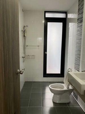 picture FOR RENT HAUS 35 CHAENGWATTANA / 3 bedrooms 3 bathrooms / 23 Sqw. 200 Sqm. **24,000** CLOSE TO MUANGTHONG THANI - 11/11