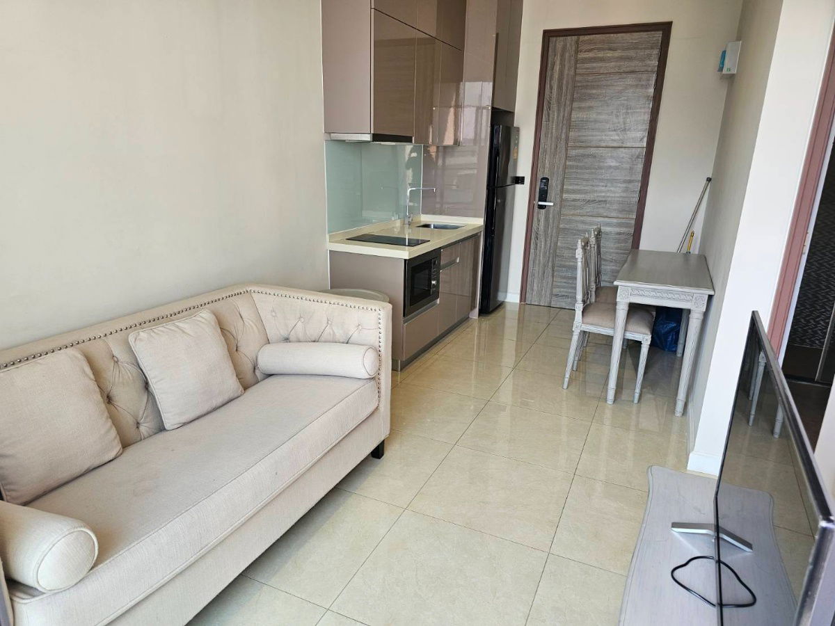 picture For Rent  :   Mayfair Sukhumvit 50   (ST-02) (Close to BTS Onnut ) - 7/11