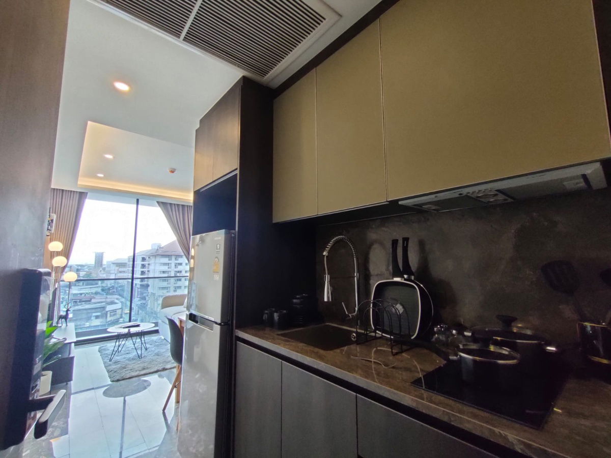 picture 168 Sukhumvit 36 Condo for Rent >> 1 bedroom, Living room (28.91sqm) 17,000 baht *** Line ID : meigood777 - 8/22