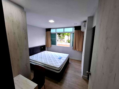 Condos for sale Town in town : (19453) J.W. Boulevard Srivara