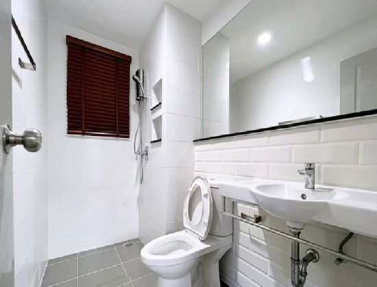 รูป ให้เช่าบ้านเดี่ยว 2 ชั้น หมู่บ้านไลฟ์ บางกอก บูเลอร์วาร์ด รังสิต คลอง 2 / มีพื้นที่สวนข้างบ้าน / เฟอร์นิเจอร์ครบ Fully Furnished อยู่อาศัย - รูปที่ 17/17