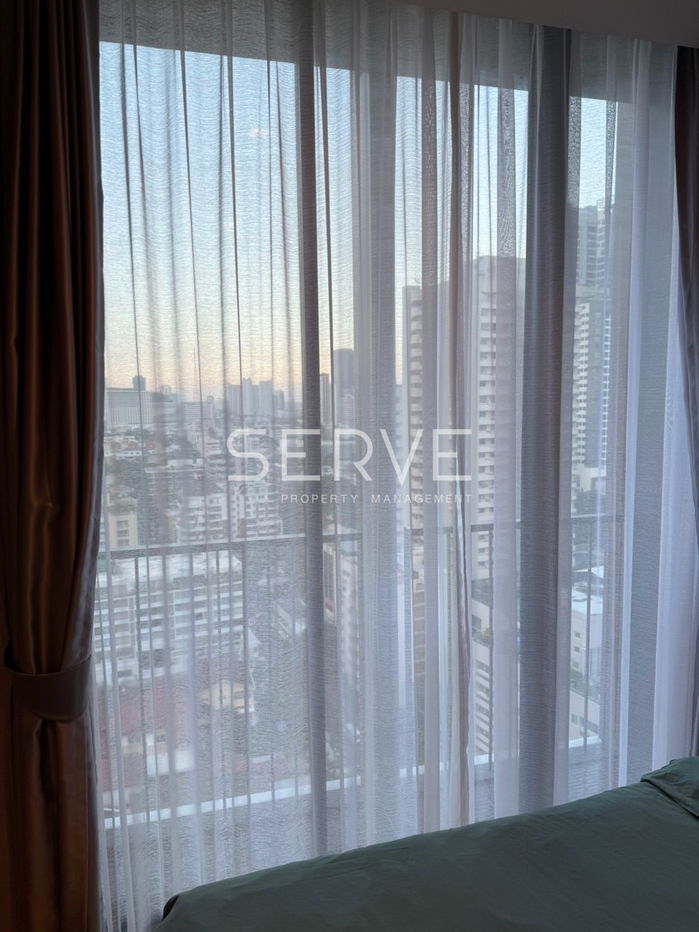 picture Nice Room 1 Bed 35.3 sq.m. High Fl. 15+ Good Location Close to BTS Phrom Phong 500 m. at Noble Around 33 Condo / For Rent - 10/10