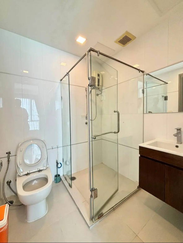 picture ✨ Thru Thonglor Condo – Spacious 2 Beds 2 Baths, Unblocked View, 24th Floor ✨ 💰 Rent Only 30,000 THB/Month | Fully Furnished & Equipped - 16/20