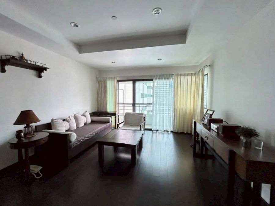 รูป LTHC13276 – Condo for Rent | Sathorn Gardens | 94 sqm | 2 Beds 2 Baths | 45K/Month | Near BTS Sala Daeng/MRT Silom | คอนโดให้เช่า สาทร การ์เด้นส์ - รูปที่ 1/7