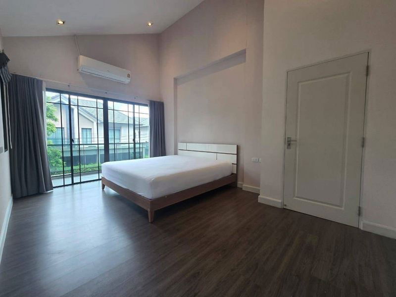 รูป บ้านเช่า 5ห้องนอน 3ห้องน้ำ โครงการ บางกอกบูเลอวาร์ด รังสิต คลอง4  - รูปที่ 4/9