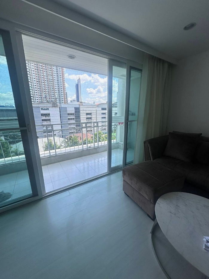 picture 🏢 The Bangkok Sathorn–Taksin Condominium For Rent - 1/8