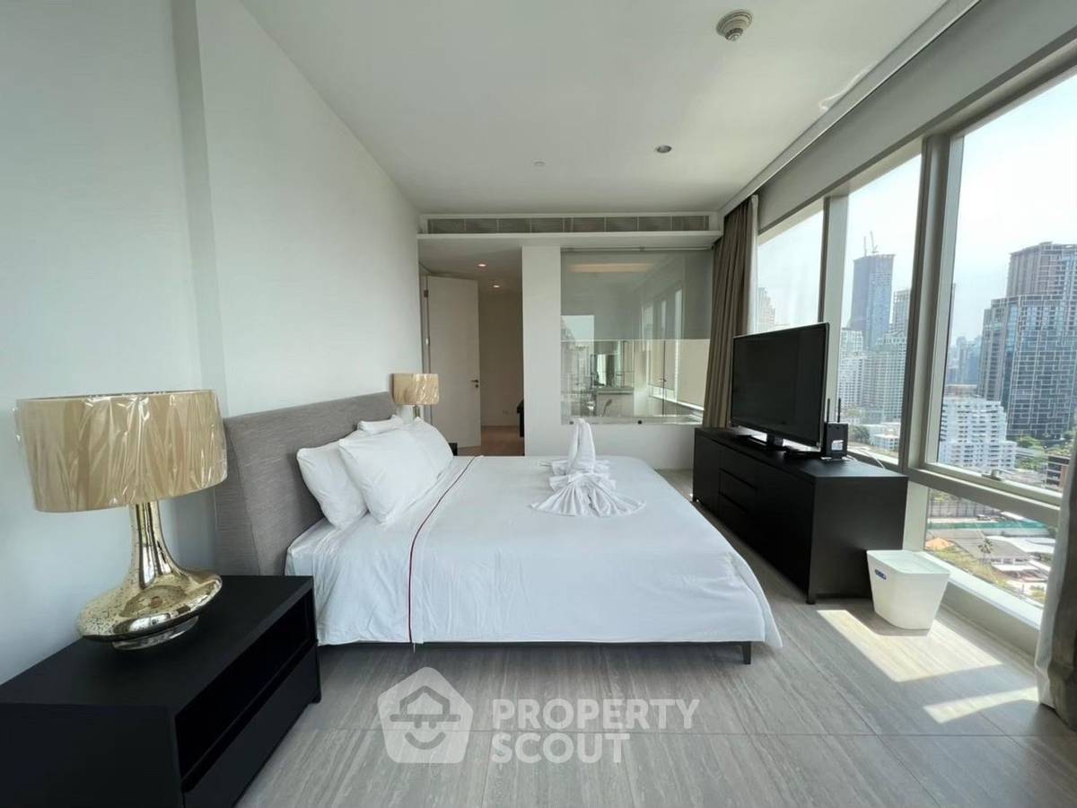 picture 3-BR Condo at 185 Rajadamri near BTS Ratchadamri (ID 1512794) - 12/19