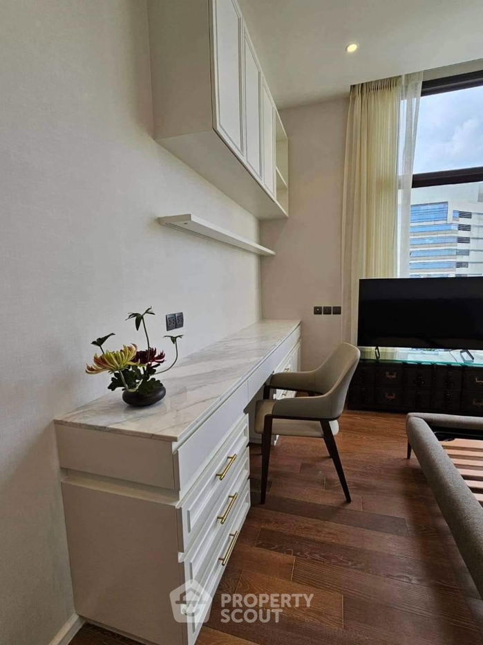 picture 2-BR Condo at Muniq Langsuan near BTS Ratchadamri (ID 1467806) - 7/20