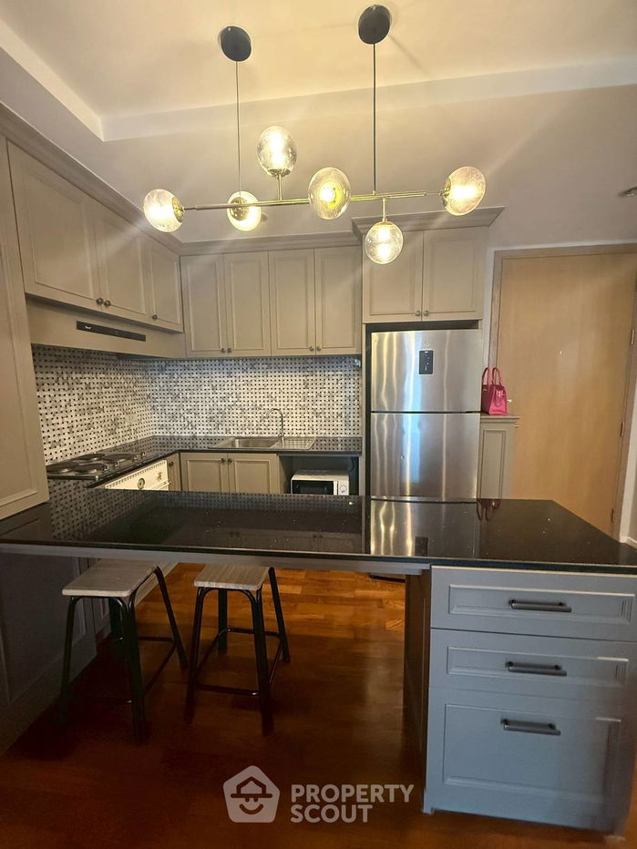 picture 2-BR Condo at Siri On 8 Sukhumvit 8 near BTS Nana (ID 2321306) - 4/10