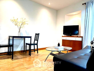 เช่าคอนโด MRT สามย่าน : คอนโด 1-ห้องนอน ที่ เดอะ แกรนด์ รีเจ้นท์ คอนโดมิเนียม ใกล้ BTS ราชดำริ (ID 2306555)