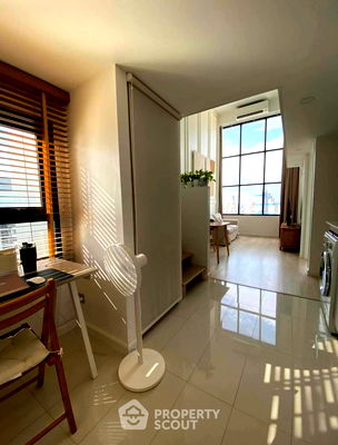 คอนโด สีลม สาธร : ดูเพล็กซ์ 2-ห้องนอน ที่ ไนท์บริดจ์ ไพรม์ สาทร ใกล้ BTS เซนต์หลุยส์ (ID 1303389)