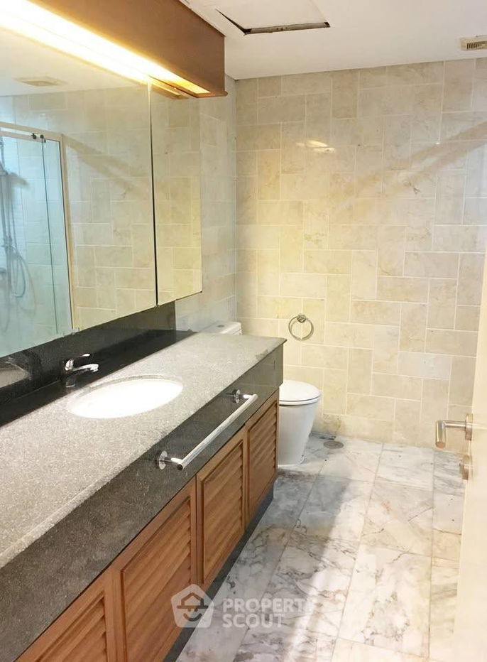 picture 4-BR Condo at Somkid Gardens Condominium near BTS Chit Lom (ID 2067647) - 13/20