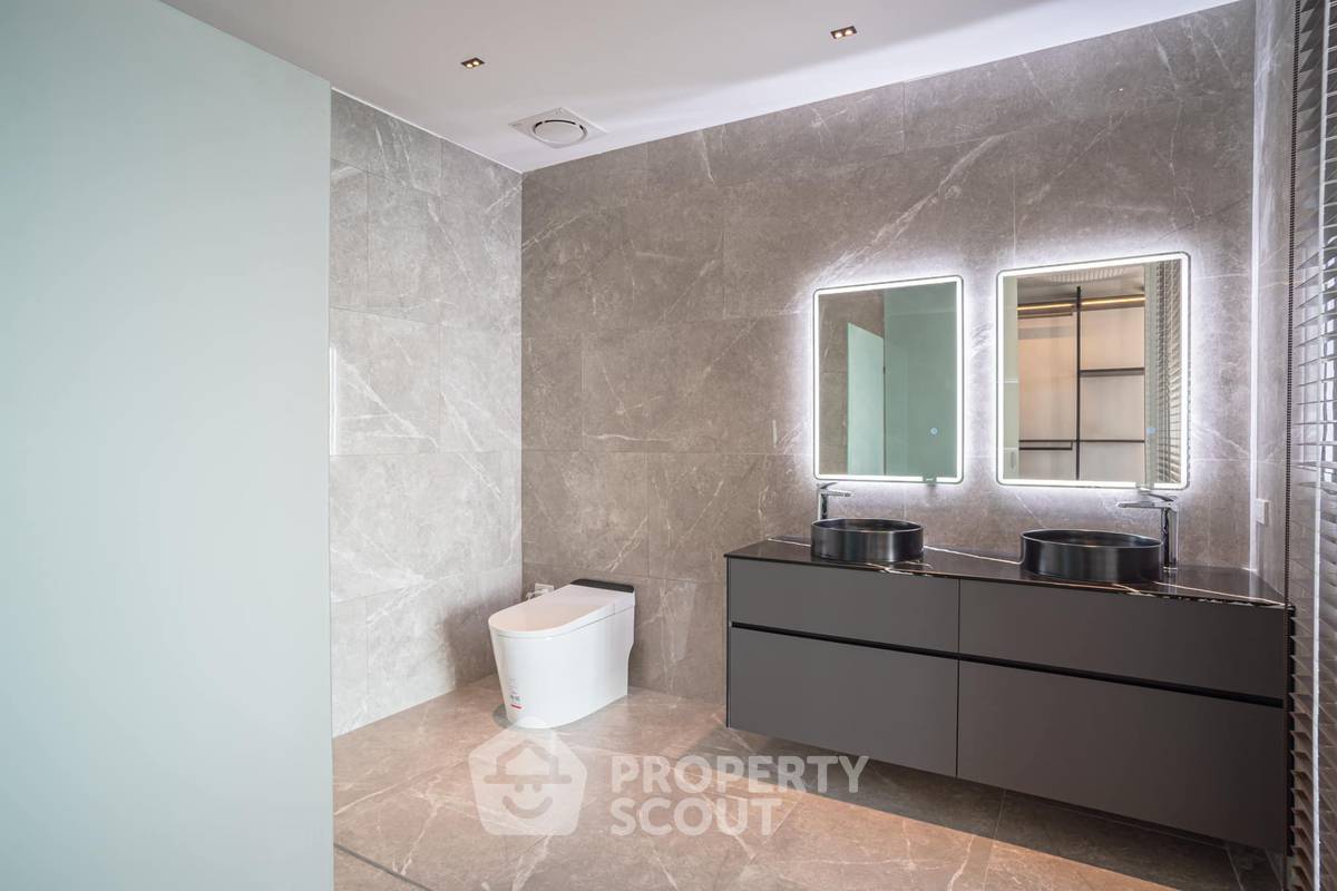 picture 1-BR Condo at The Cove Wongamat close to Pattaya North (ID 1239012) - 8/13