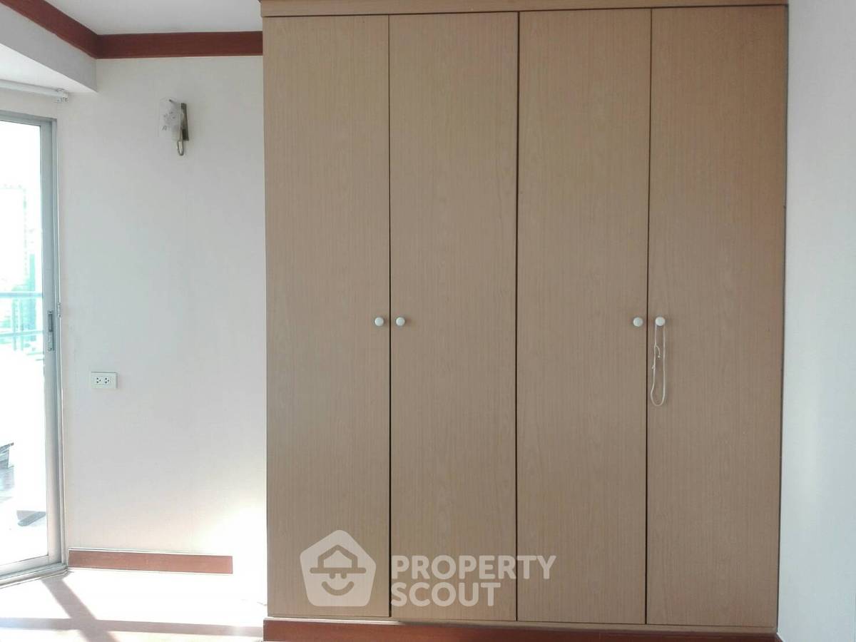 picture 3-BR Condo at The Waterford Diamond Tower Sukhumvit near BTS Phrom Phong (ID 514345) - 15/16