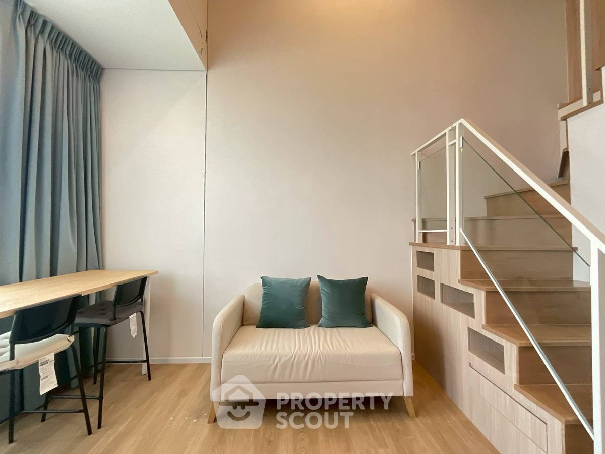 picture 1-BR Condo at Landmark @MRTA Station in Bang Kapi (ID 2095088) - 3/12