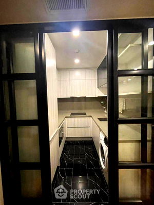 เช่าคอนโด เกตเวย์ เอกมัย : คอนโด 2-ห้องนอน ที่ มีลเลอร์ สุขุมวิท 40 ใกล้ BTS เอกมัย (ID 2082009)