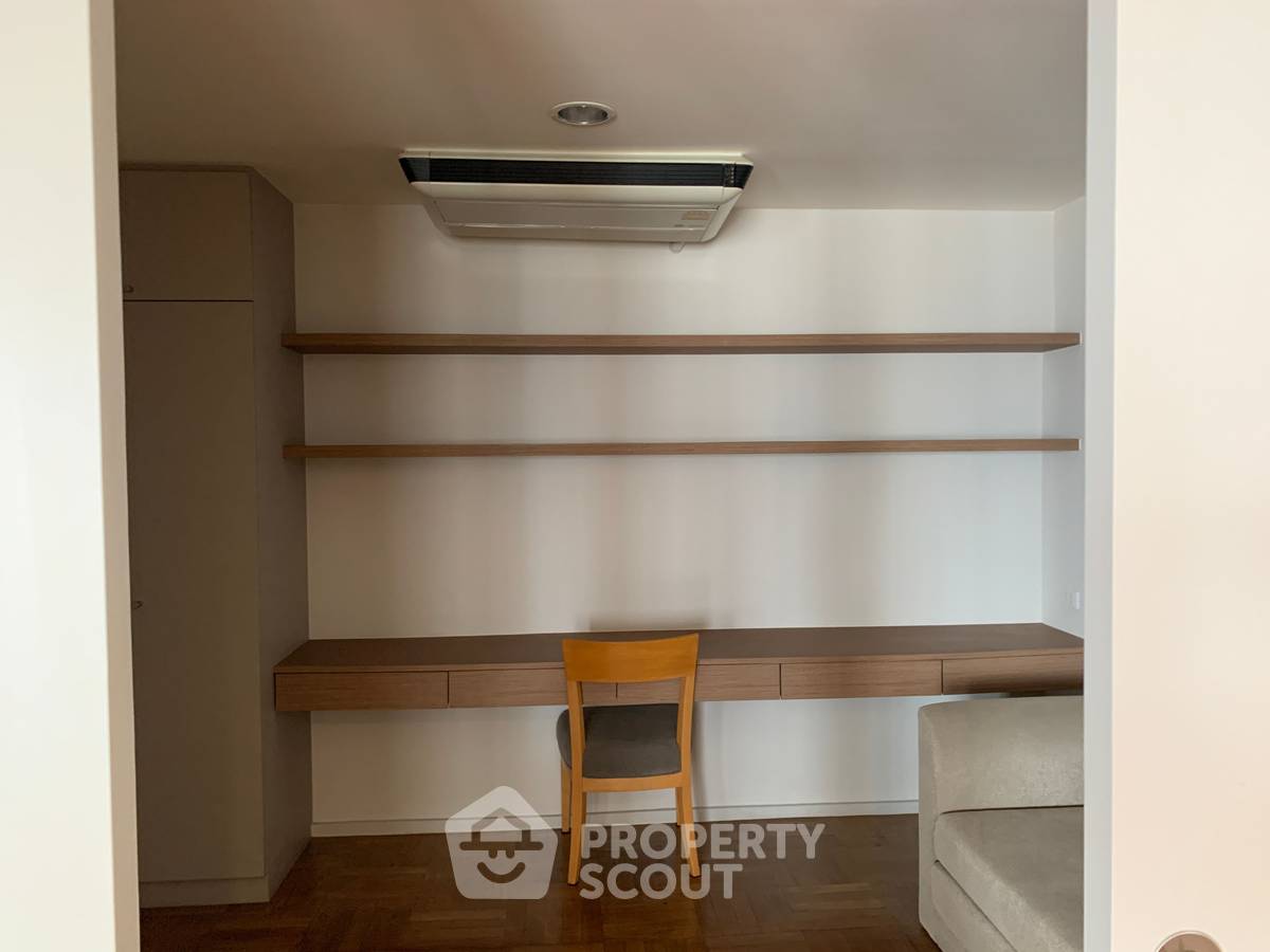 picture 4-BR Condo at Bangkok Garden in Chong Nonsi (ID 511298) - 12/18