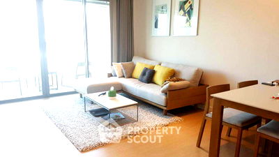 Condos for sale MRT Sam Yan : 2-BR Condo at The Room Charoenkrung 30 near BTS Saphan Taksin (ID 2143517)