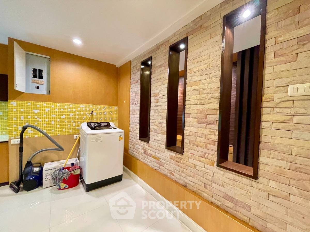 รูป คอนโด 2-ห้องนอน ที่ อคาเดเมีย แกรนด์ ทาวเวอร์ ใกล้ BTS พร้อมพงษ์ (ID 2069710) - รูปที่ 7/19