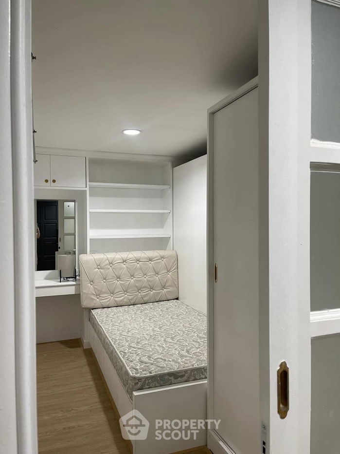 picture 2-BR Condo at Diamond Tower Condominium near BTS Chong Nonsi (ID 2321158) - 8/13