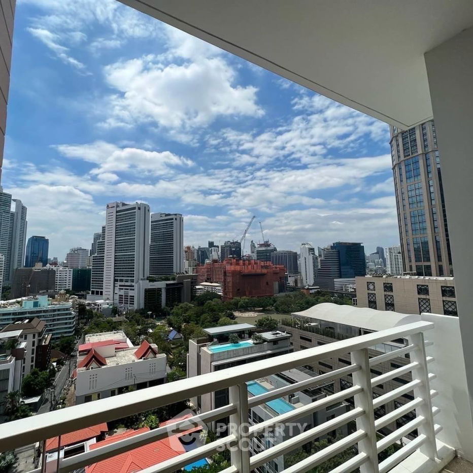 picture 3-BR Condo at Siri Residence Sukhumvit near BTS Phrom Phong (ID 1930583) - 11/12