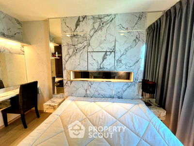 Condos for rent Din Daeng Road : 2-BR Condo at Life Asoke near ARL Makkasan (ID 2070119)