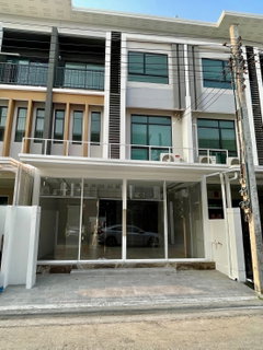 รูปภาพ For Rent: 3-Storey Townhome – Patio Watcharapol-Ramintra | Ideal for Residence or Home Office